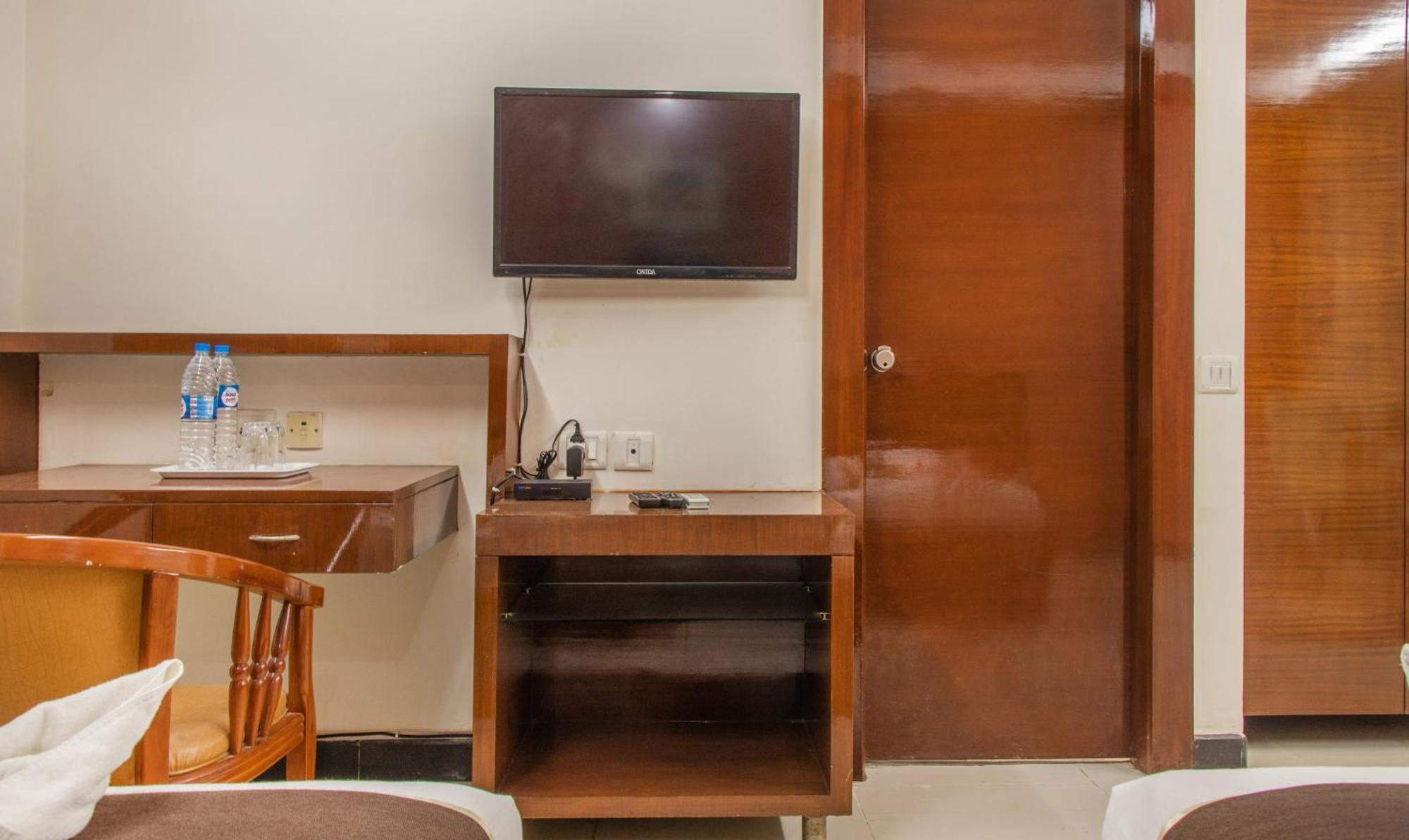 Athasri Hotel Infantry Road Bangalore Exterior photo