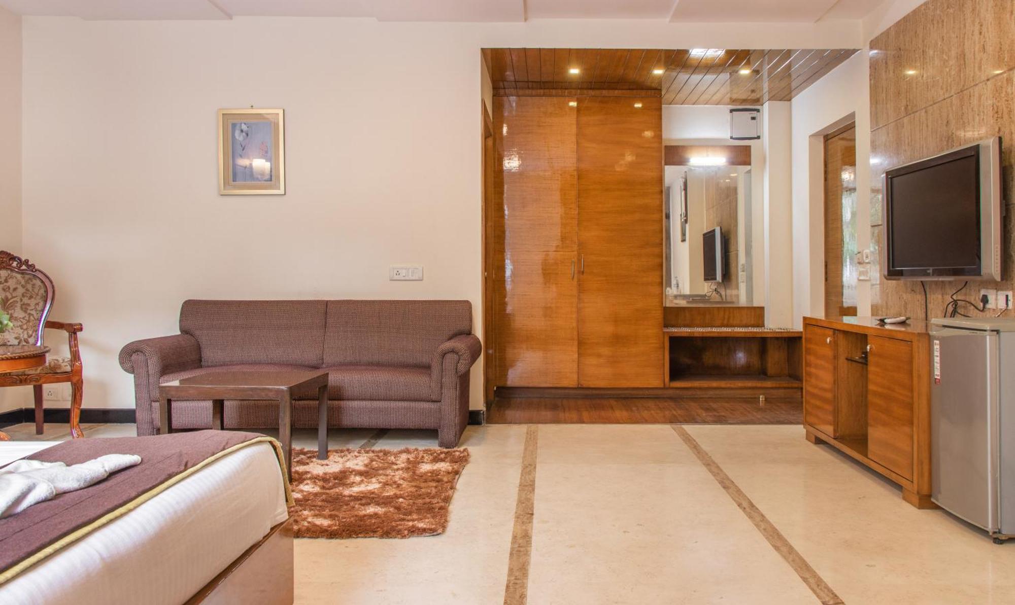 Athasri Hotel Infantry Road Bangalore Exterior photo