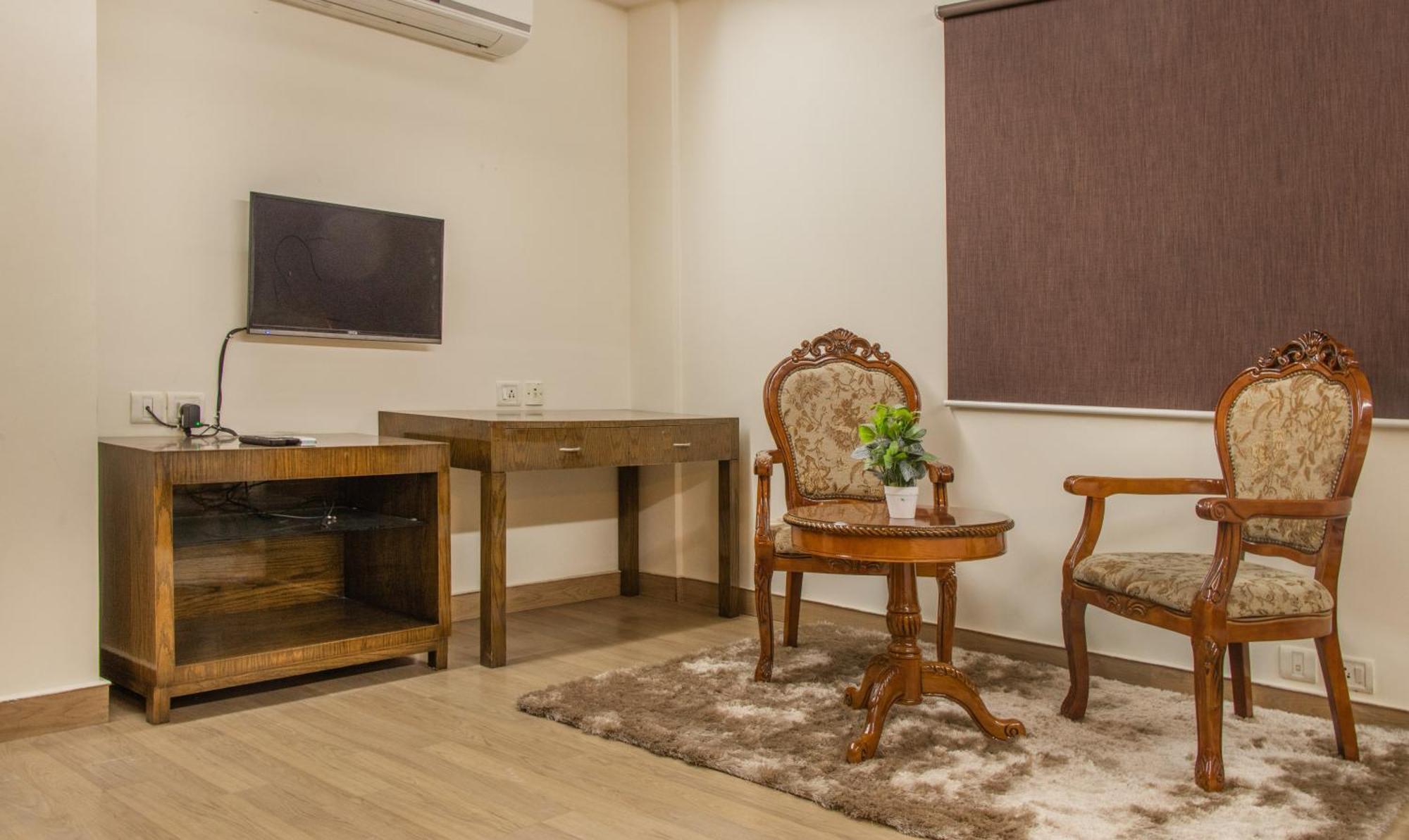 Athasri Hotel Infantry Road Bangalore Exterior photo